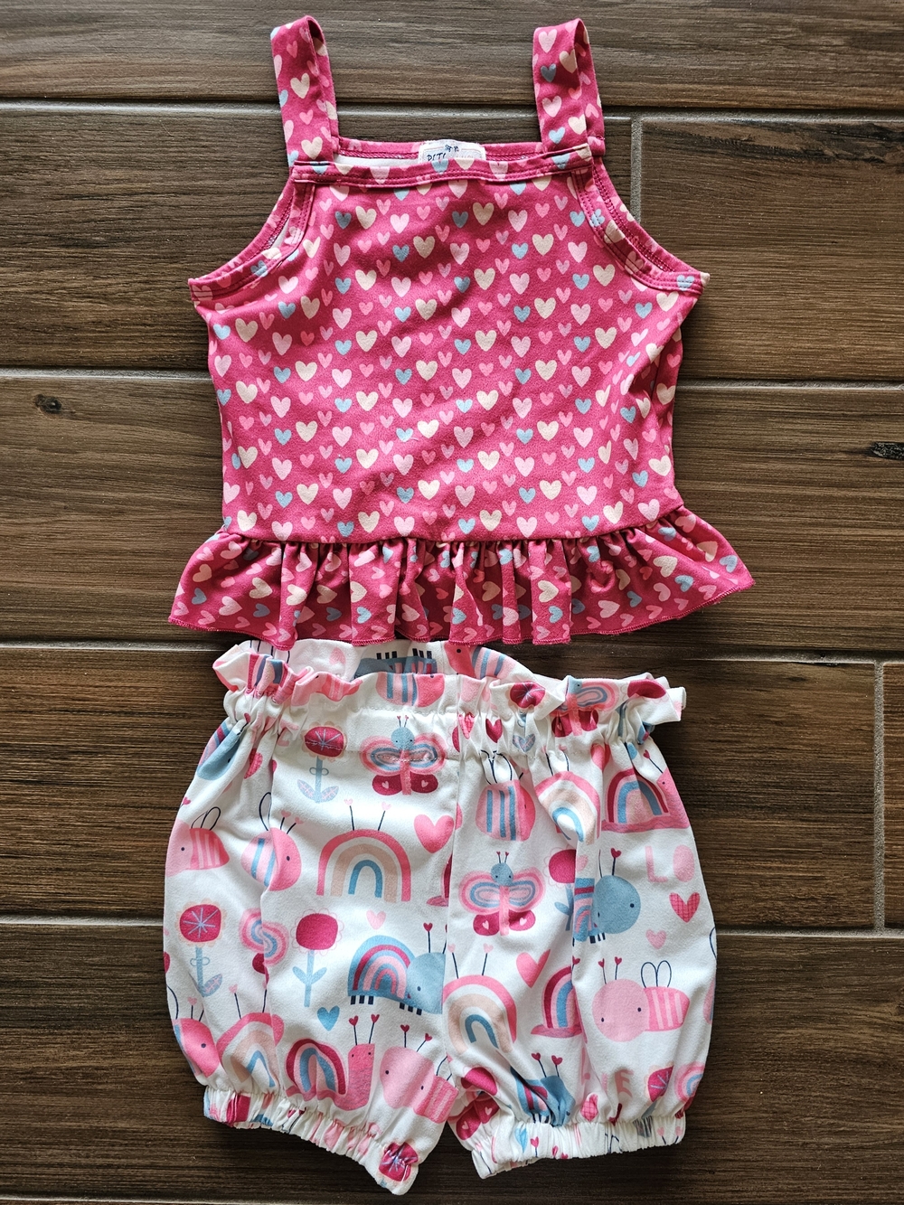 Pete + Lucy Love Bug Outfit 3T